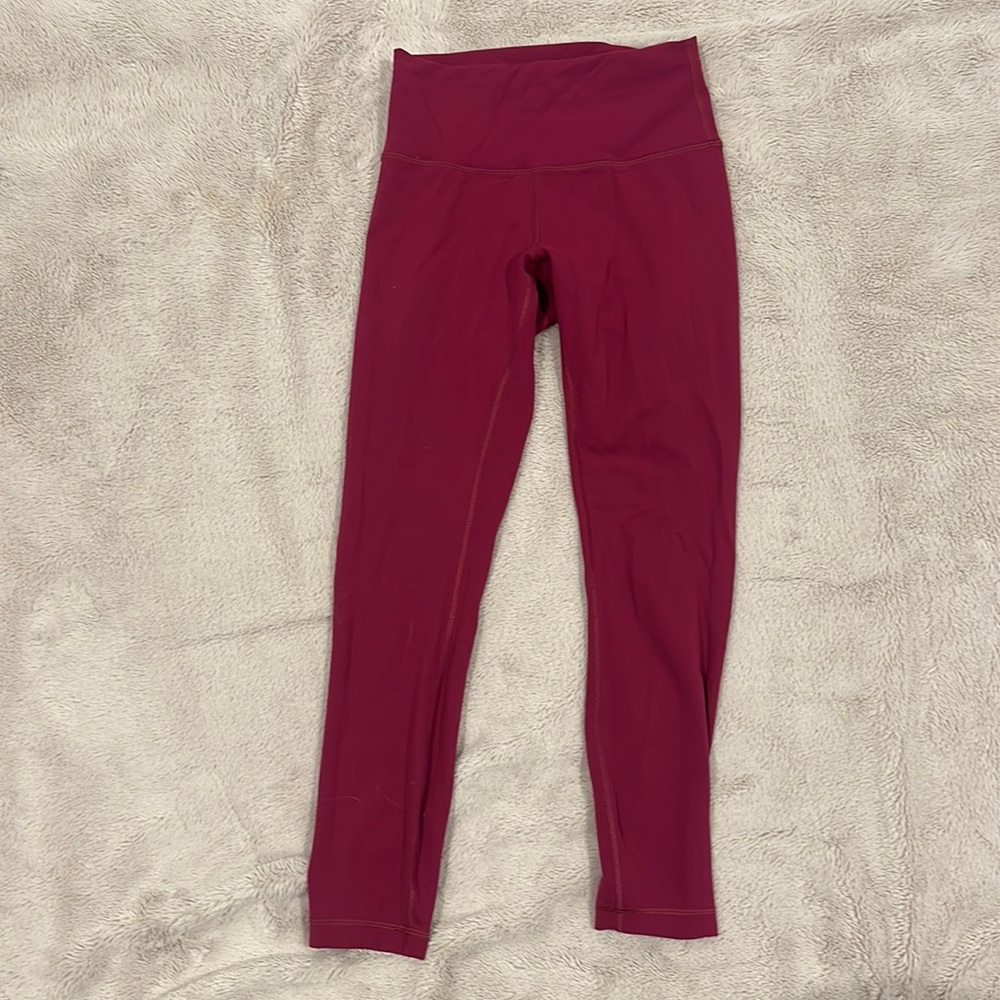Lulu pomegranate leggings